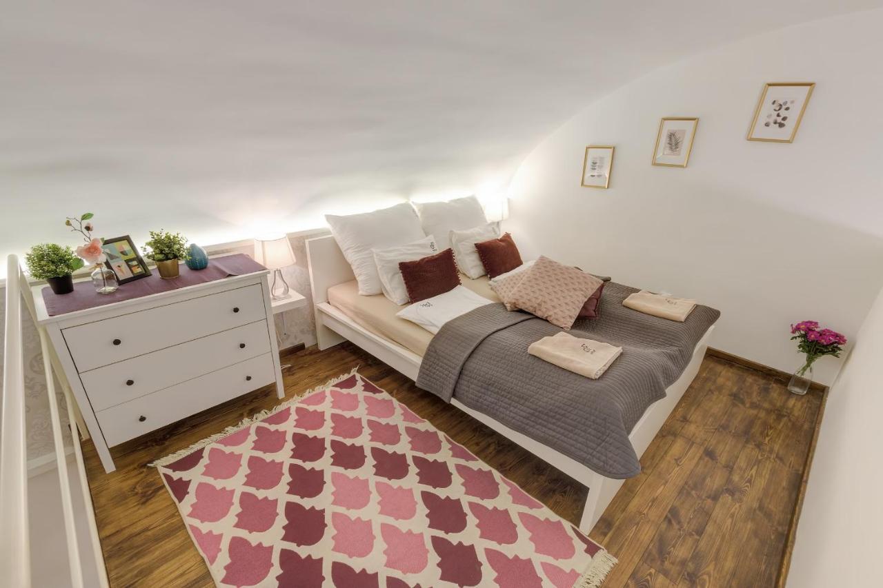 Lovely At Basilica Apartment Budapest