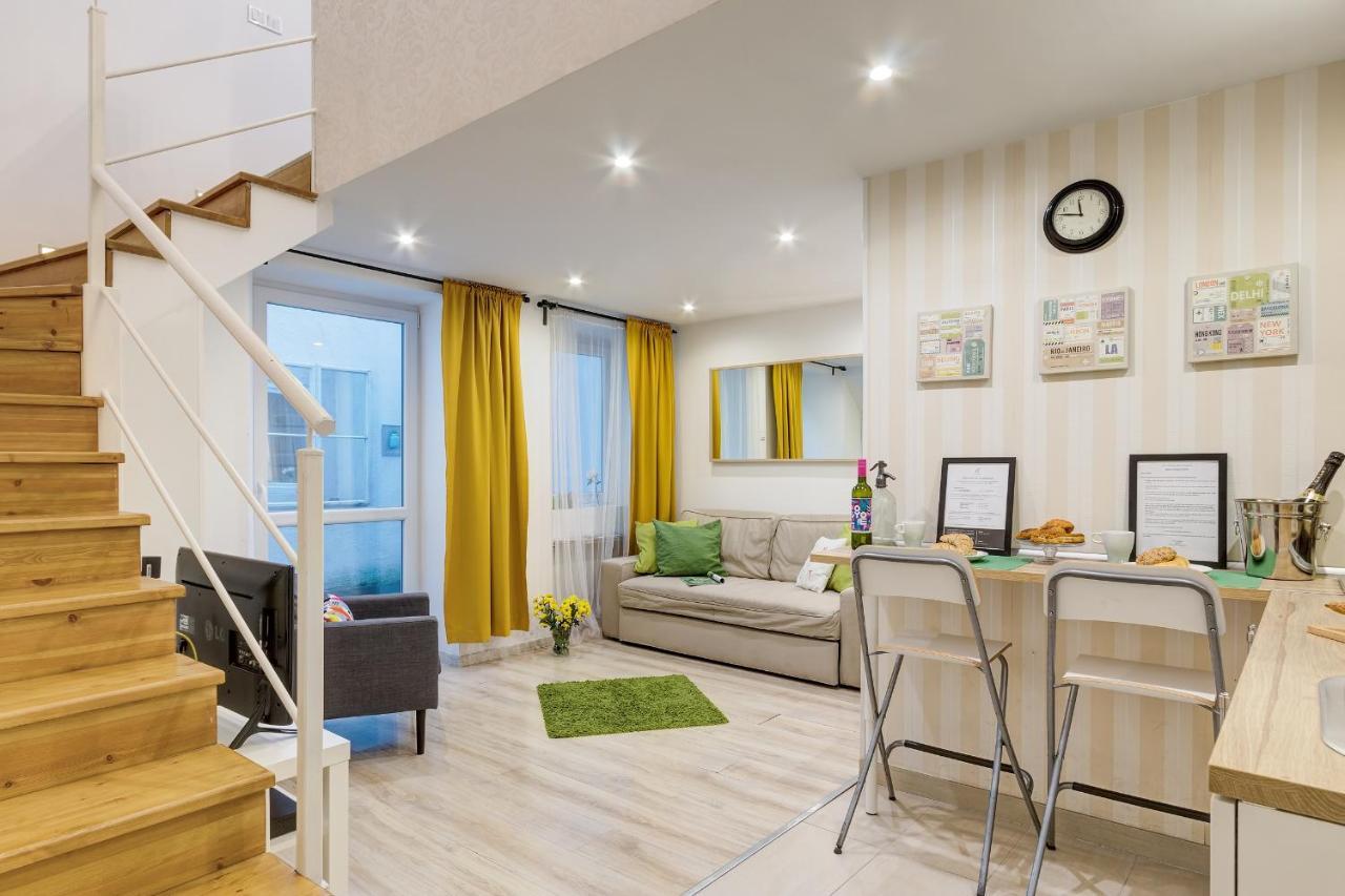 Lovely At Basilica Apartment